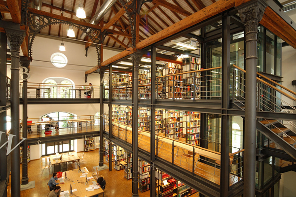 Βιβλιοθήκη  Εφαρμοσμένων Επιστημών του Πανεπιστημίου της Konstanz, Γερμανία
